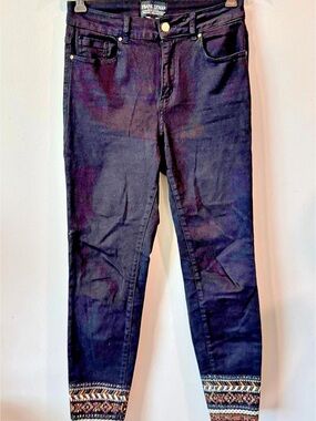 Frank Lyman Embellished Ankle-Length Skinny Jeans Embellished Hem sz m